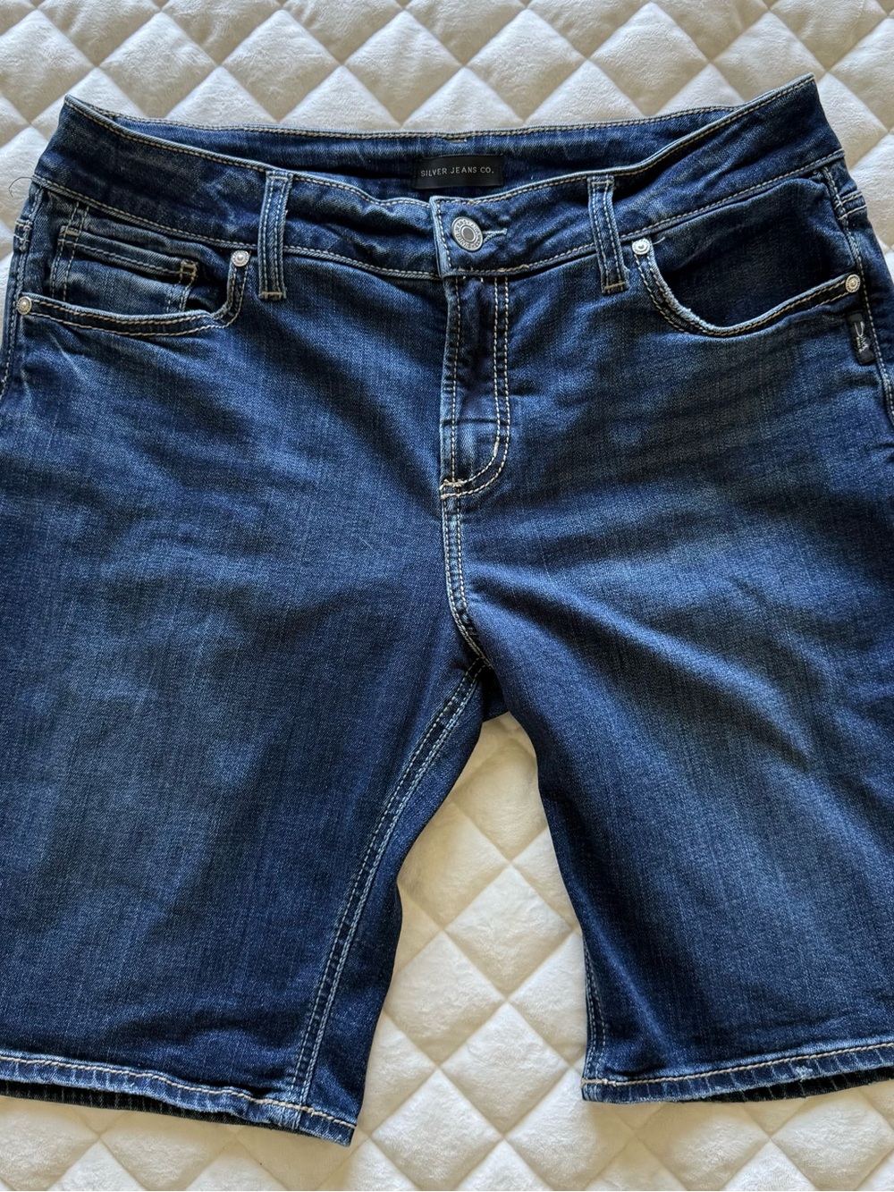 Silver Jeans Co. Dark Wash Denim Jean Shorts - Size 32